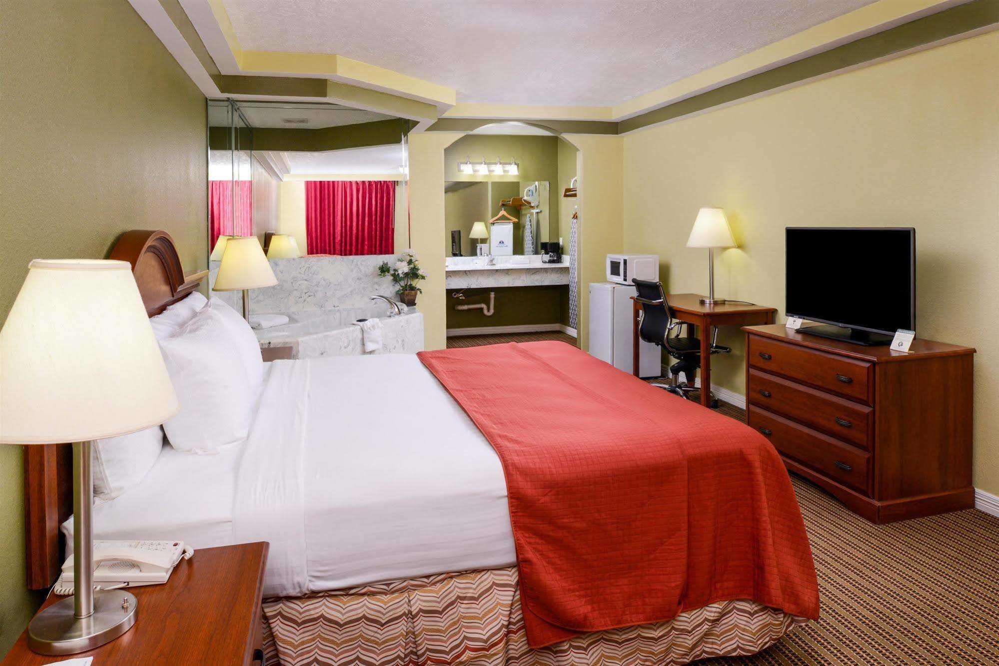 Americas Best Value Inn & Suites Waller/Prairie View Eksteriør bilde